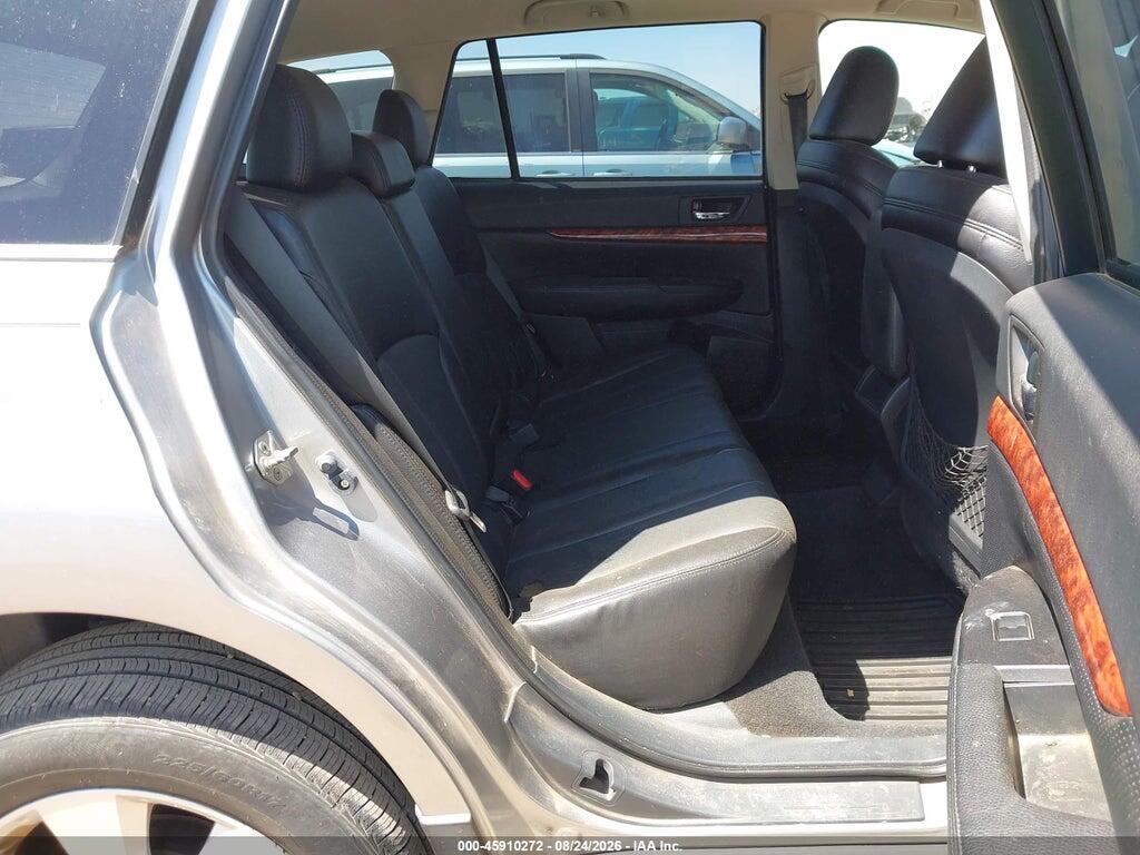 4S4BRCKC4B3340417 2011 SUBARU OUTBACK photo no. 8