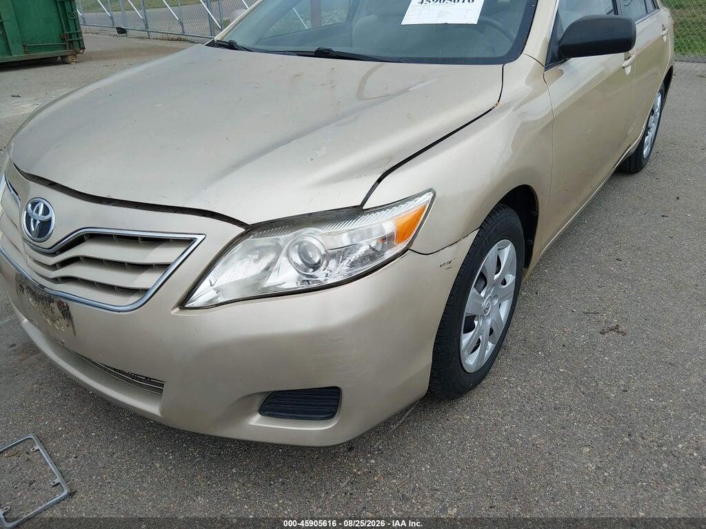 4T1BF3EK1BU607082 2011 TOYOTA CAMRY photo no. 6