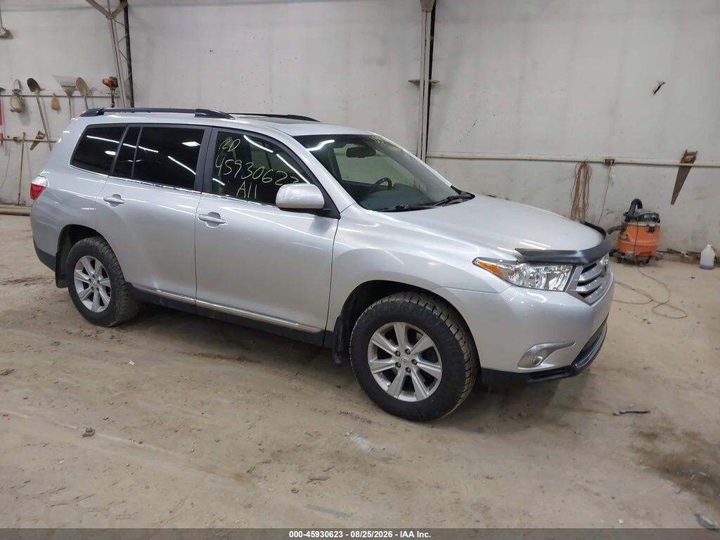 2011 TOYOTA HIGHLANDER 5TDBK3EH5BS070256