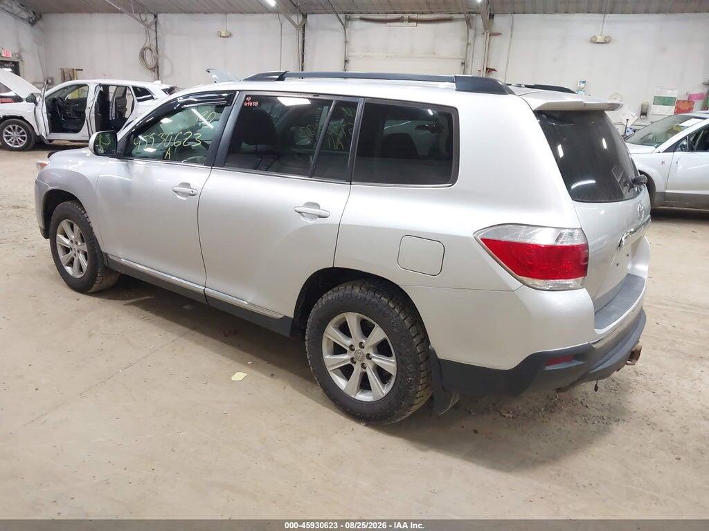 5TDBK3EH5BS070256 2011 TOYOTA HIGHLANDER photo no. 3