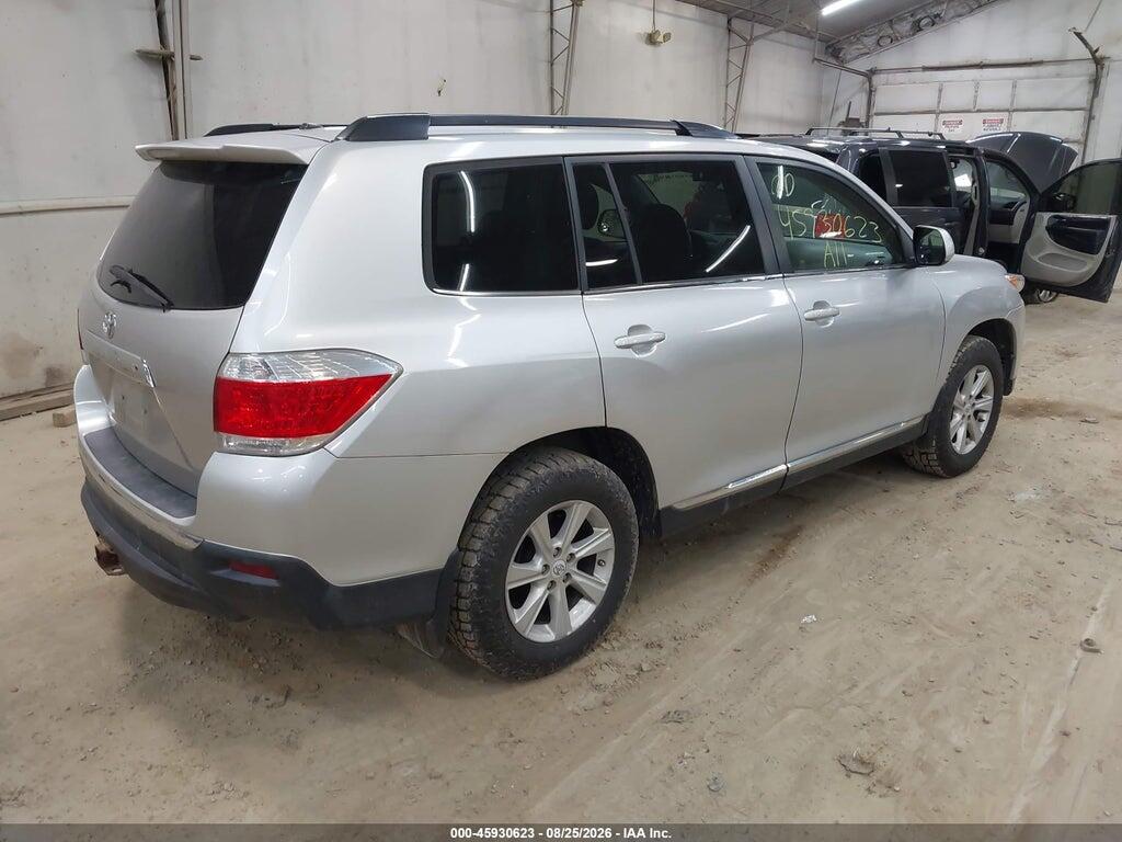 5TDBK3EH5BS070256 2011 TOYOTA HIGHLANDER photo no. 4