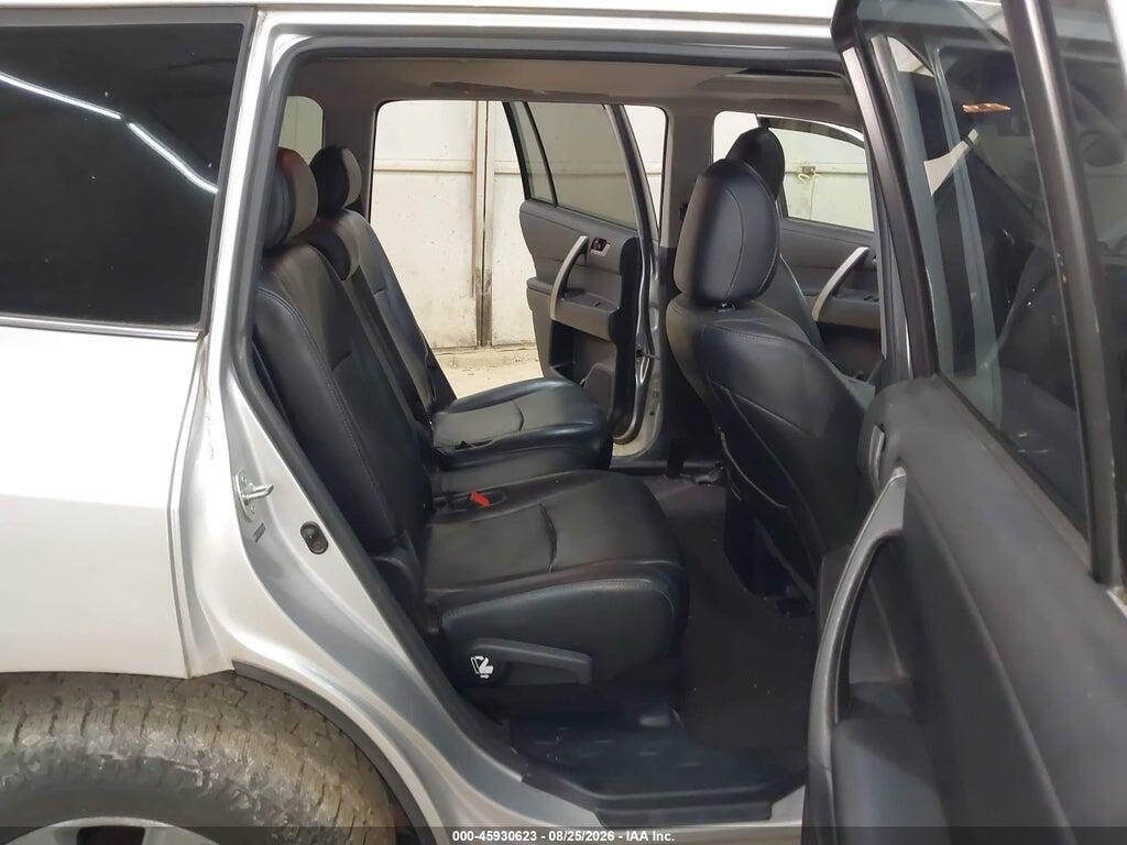 5TDBK3EH5BS070256 2011 TOYOTA HIGHLANDER photo no. 8