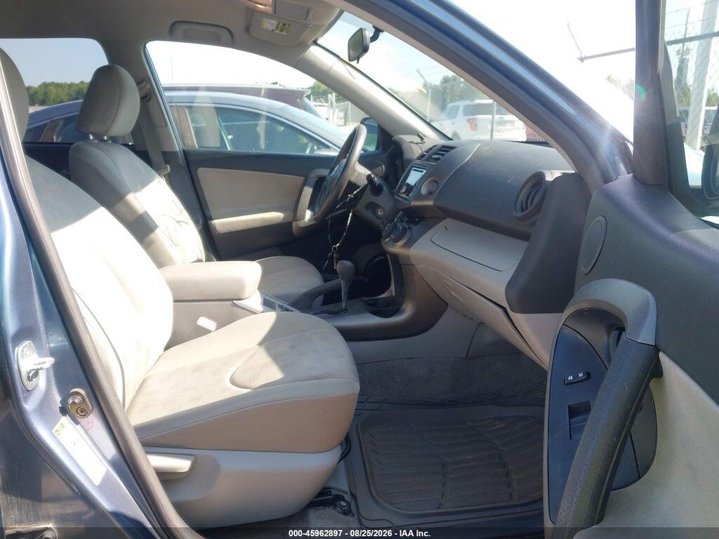 JTMBF4DV8BD040021 2011 TOYOTA RAV4 photo no. 5