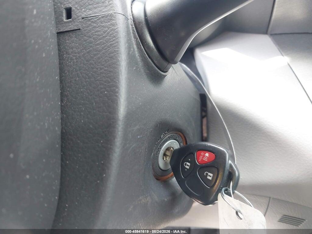 2T3BF4DVXBW096495 2011 TOYOTA RAV4 photo no. 11