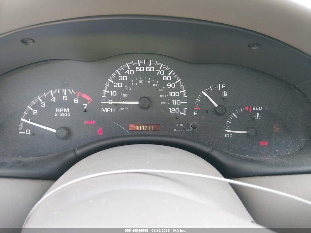 1G1ND52F84M607635 2004 CHEVROLET CLASSIC photo no. 7