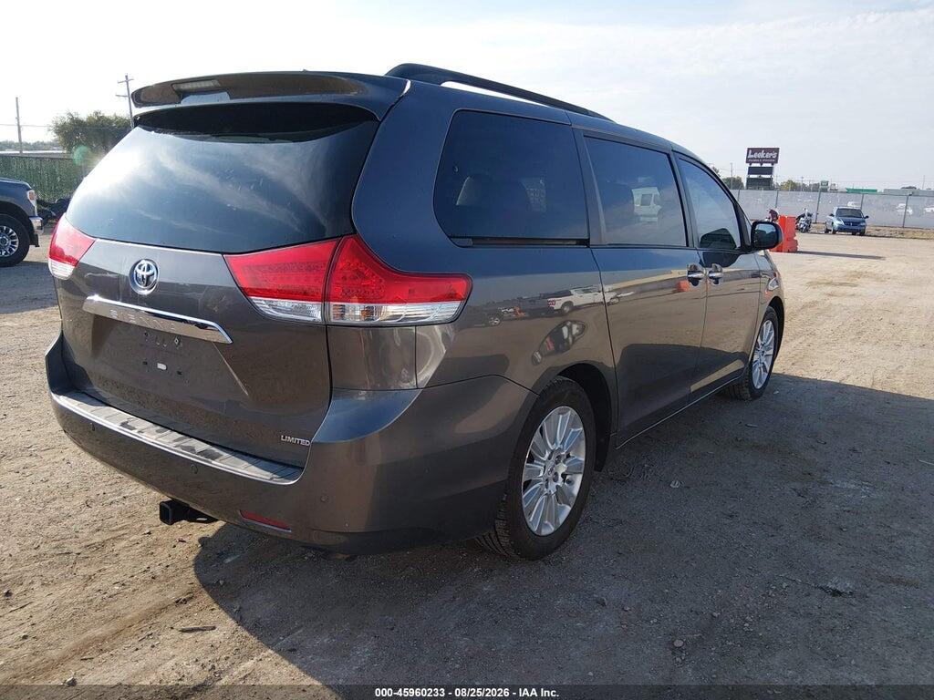 5TDYK3DC4BS044828 2011 TOYOTA SIENNA photo no. 4