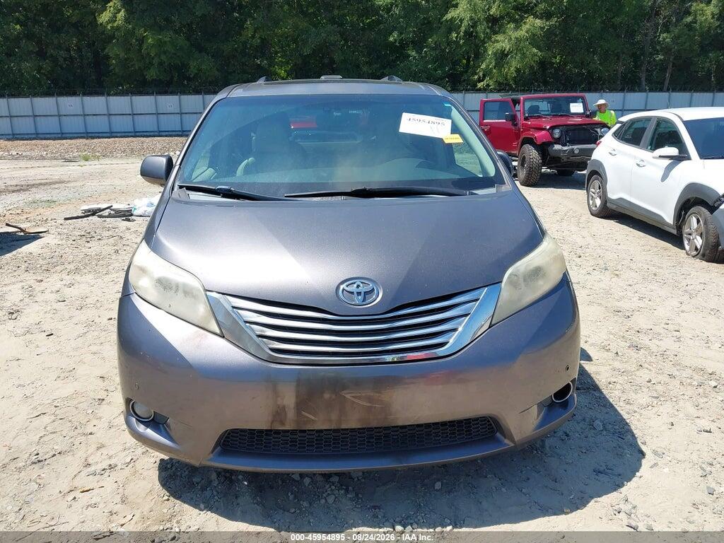 5TDYK3DC2BS083918 2011 TOYOTA SIENNA photo no. 12