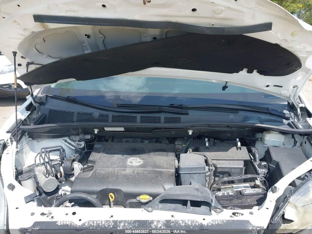 5TDKK3DC2BS073184 2011 TOYOTA SIENNA photo no. 10