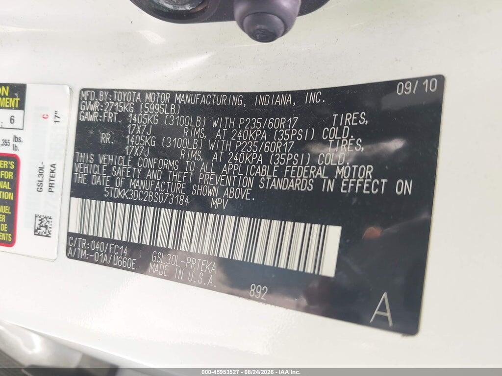 5TDKK3DC2BS073184 2011 TOYOTA SIENNA photo no. 9