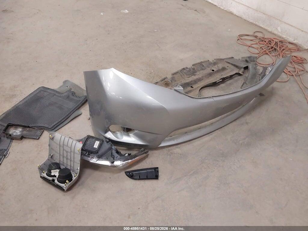 5TDKK3DC8BS160944 2011 TOYOTA SIENNA photo no. 12