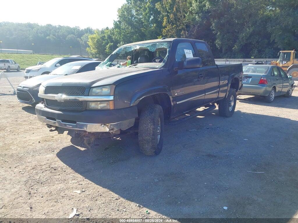 1GCHK29114E105899 2004 CHEVROLET SILVERADO 2500HD photo no. 2