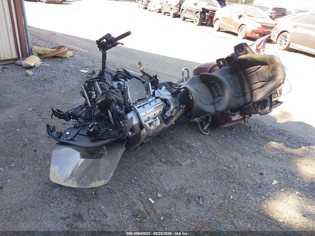 1HFSC47F18A700333 2008 HONDA GL1800 photo no. 2