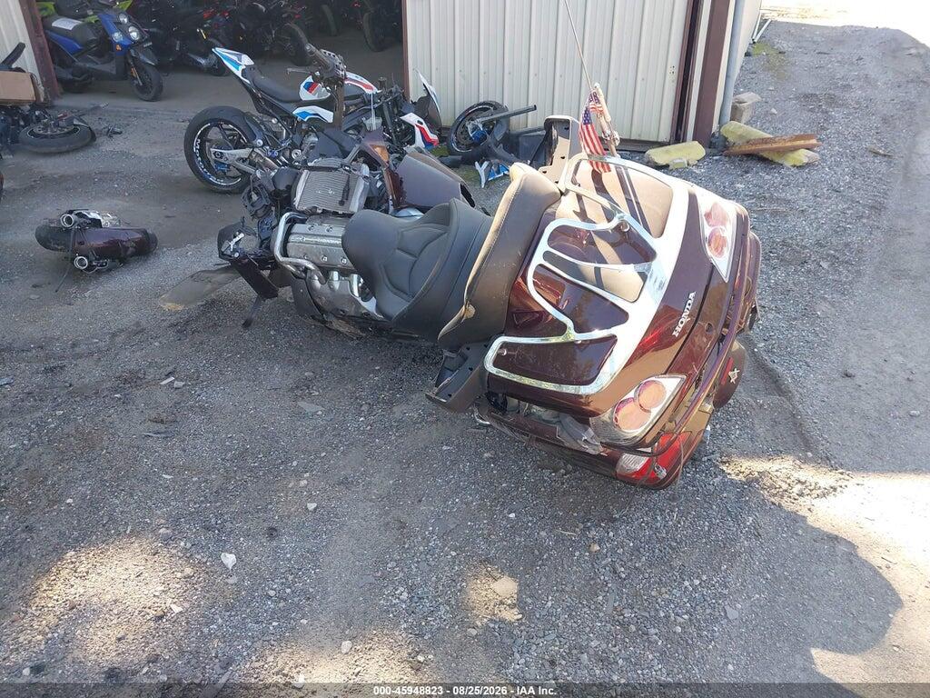 1HFSC47F18A700333 2008 HONDA GL1800 photo no. 3