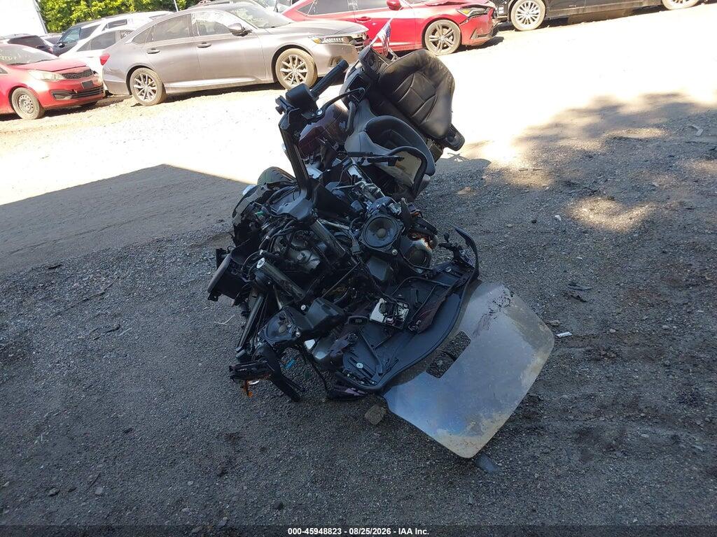1HFSC47F18A700333 2008 HONDA GL1800 photo no. 5