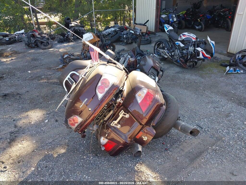 1HFSC47F18A700333 2008 HONDA GL1800 photo no. 6