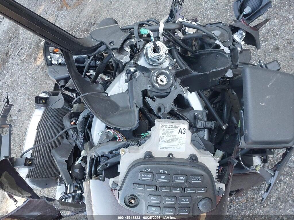 1HFSC47F18A700333 2008 HONDA GL1800 photo no. 7