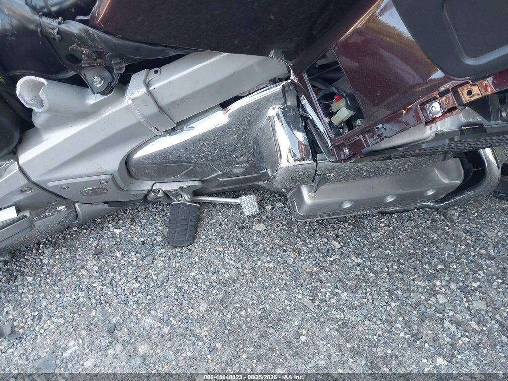 1HFSC47F18A700333 2008 HONDA GL1800 photo no. 8
