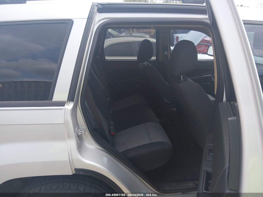 1J4PS4GK8AC112076 2010 JEEP GRAND CHEROKEE photo no. 8