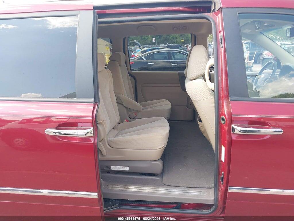 KNDMH4C39A6332332 2010 KIA SEDONA photo no. 8