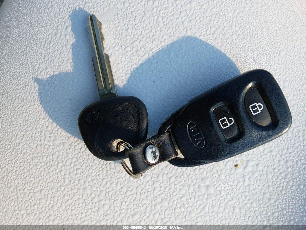 KNDJT2A22A7160459 2010 KIA SOUL photo no. 11
