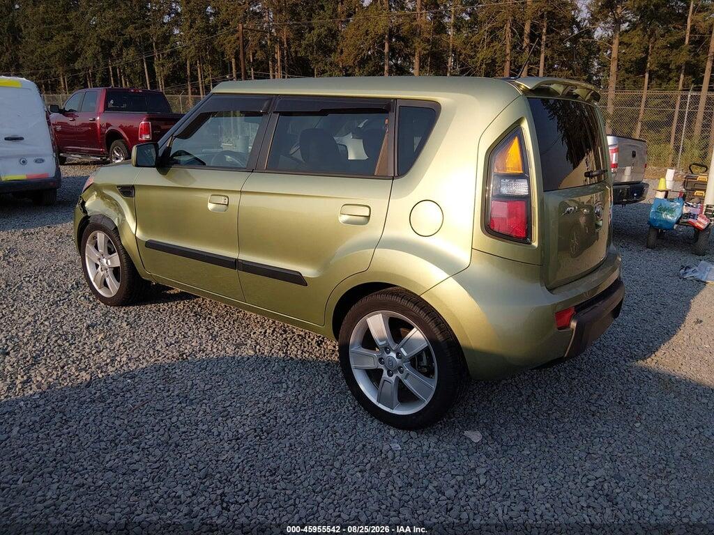 KNDJT2A22A7160459 2010 KIA SOUL photo no. 3