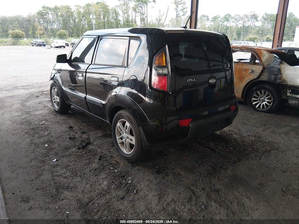 KNDJT2A27A7032430 2010 KIA SOUL photo no. 3
