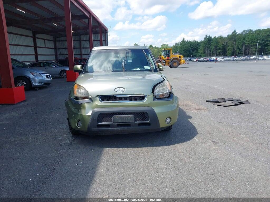 KNDJT2A22A7115067 2010 KIA SOUL photo no. 12