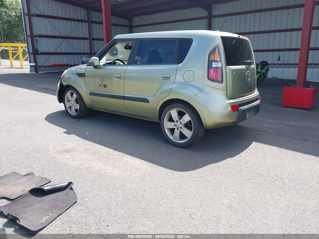 KNDJT2A22A7115067 2010 KIA SOUL photo no. 3