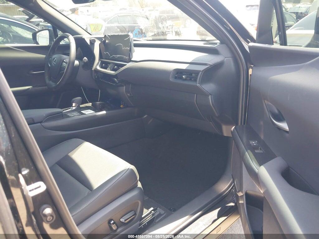 JTHUCJDH5T2015809 2026 LEXUS UX 300H photo no. 5