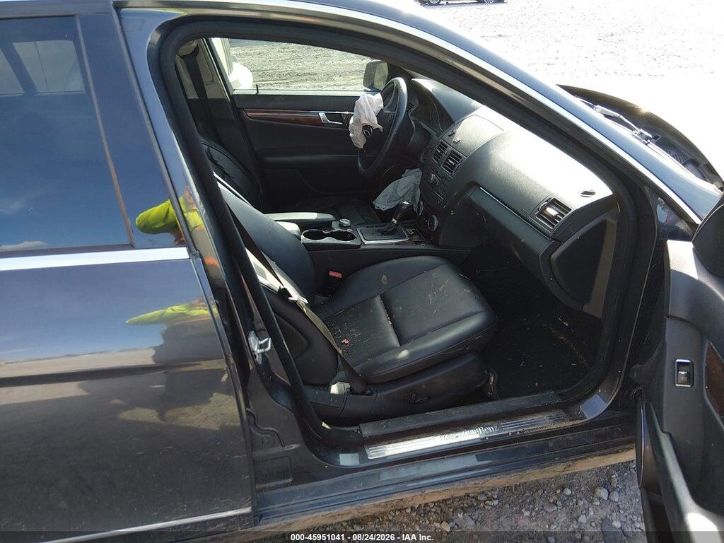 WDDGF8BB4AF478033 2010 MERCEDES-BENZ C 300 photo no. 5