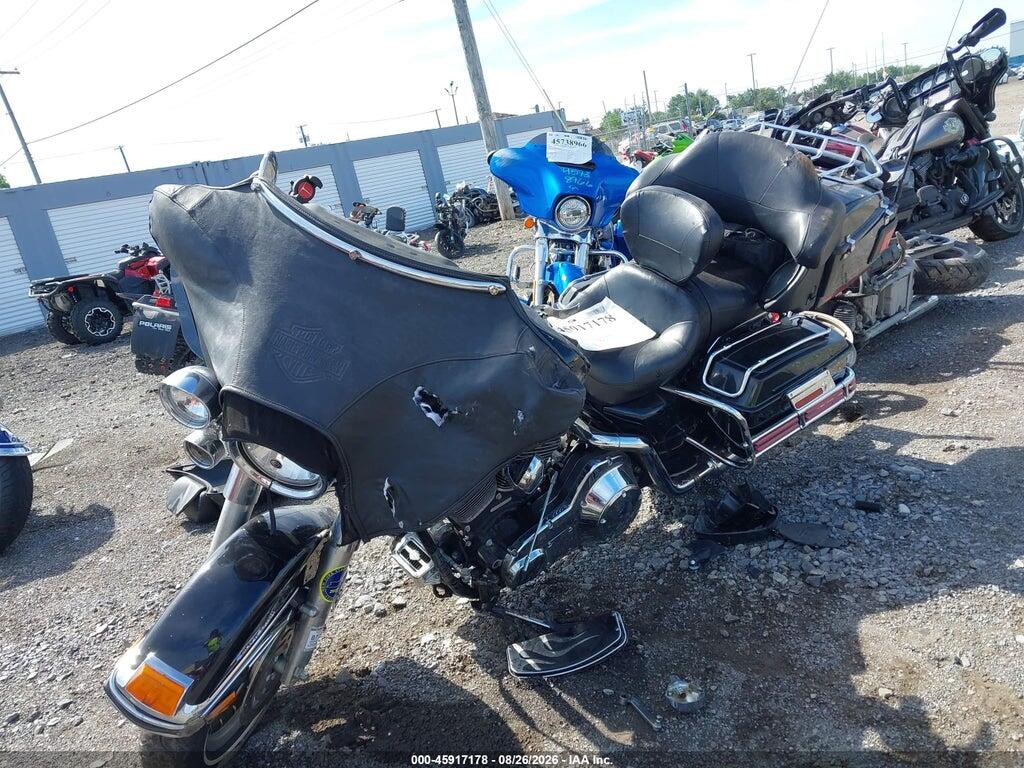 1HD1FCW186Y655018 2006 HARLEY-DAVIDSON FLHTCUI photo no. 2