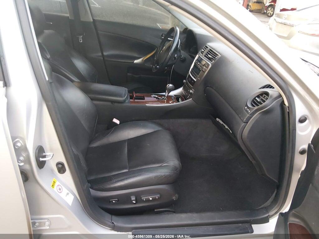 JTHBK262485078754 2008 LEXUS IS 250 photo no. 5