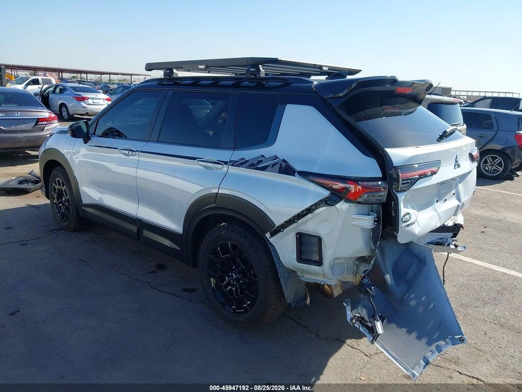 JA4J4VABXTZ005707 2026 MITSUBISHI OUTLANDER photo no. 3
