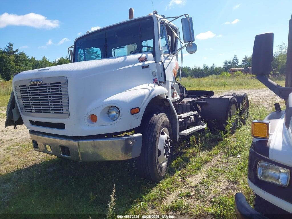 1FUYTMCB0XHB21987 1999 FREIGHTLINER MEDIUM CONVENTIONAL photo no. 2
