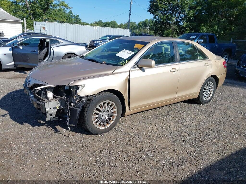 4T1BF3EK3AU514952 2010 TOYOTA CAMRY photo no. 2