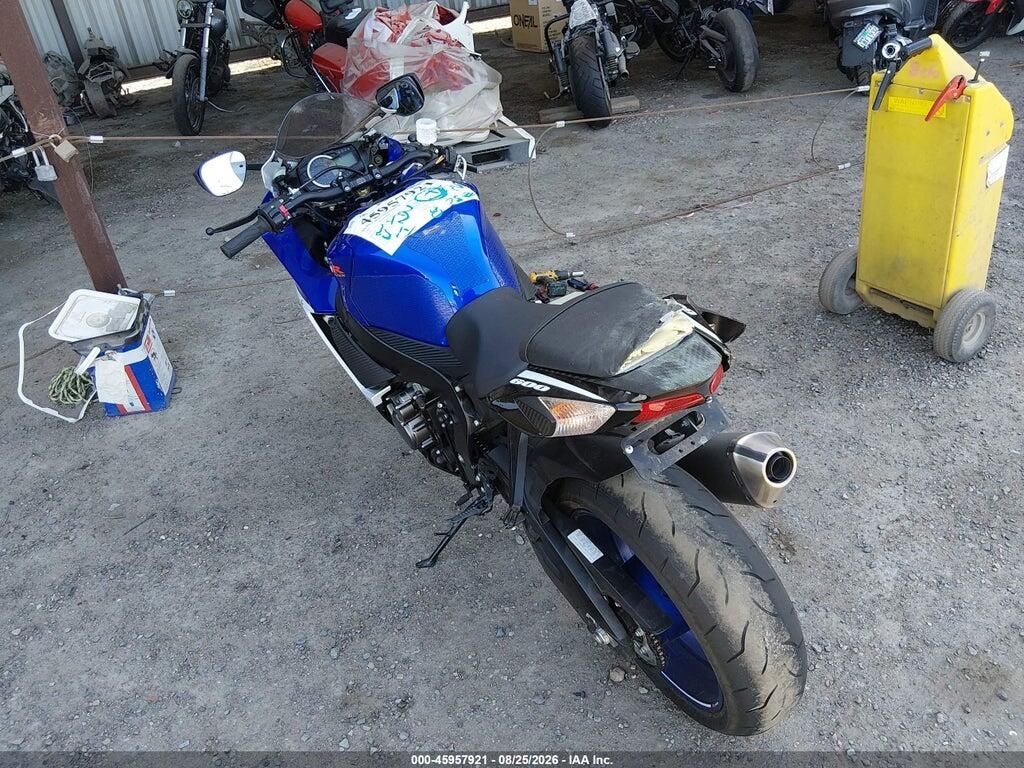 JS1GN7FA5T7101257 2026 SUZUKI GSX-R600 photo no. 3