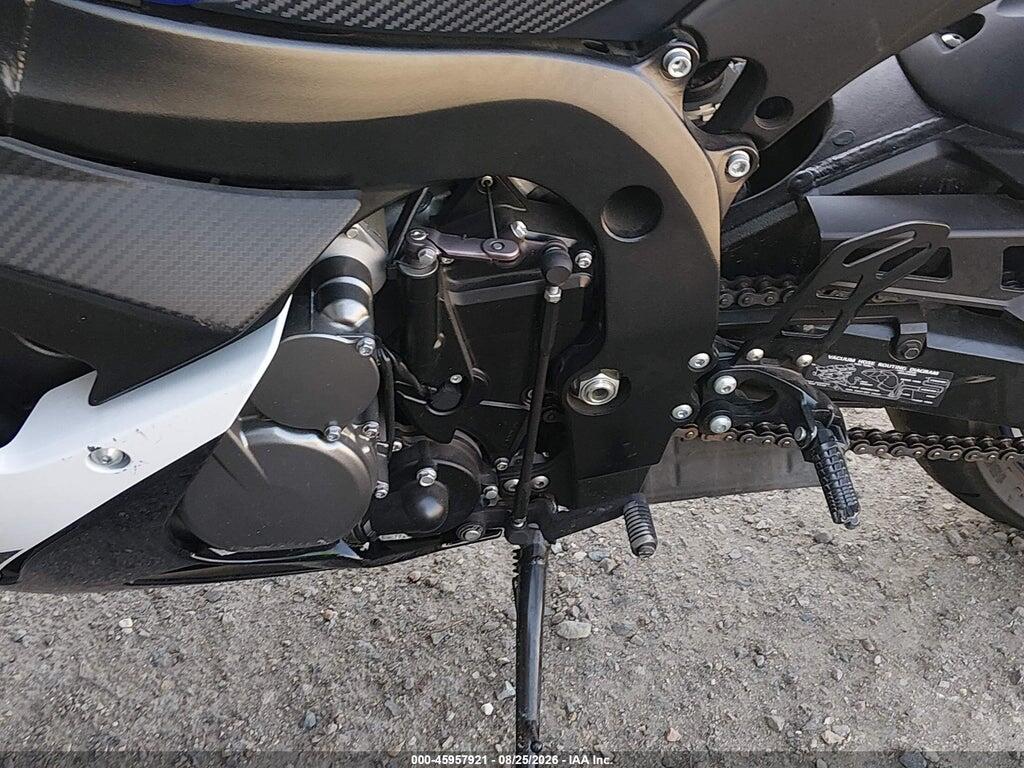 JS1GN7FA5T7101257 2026 SUZUKI GSX-R600 photo no. 9
