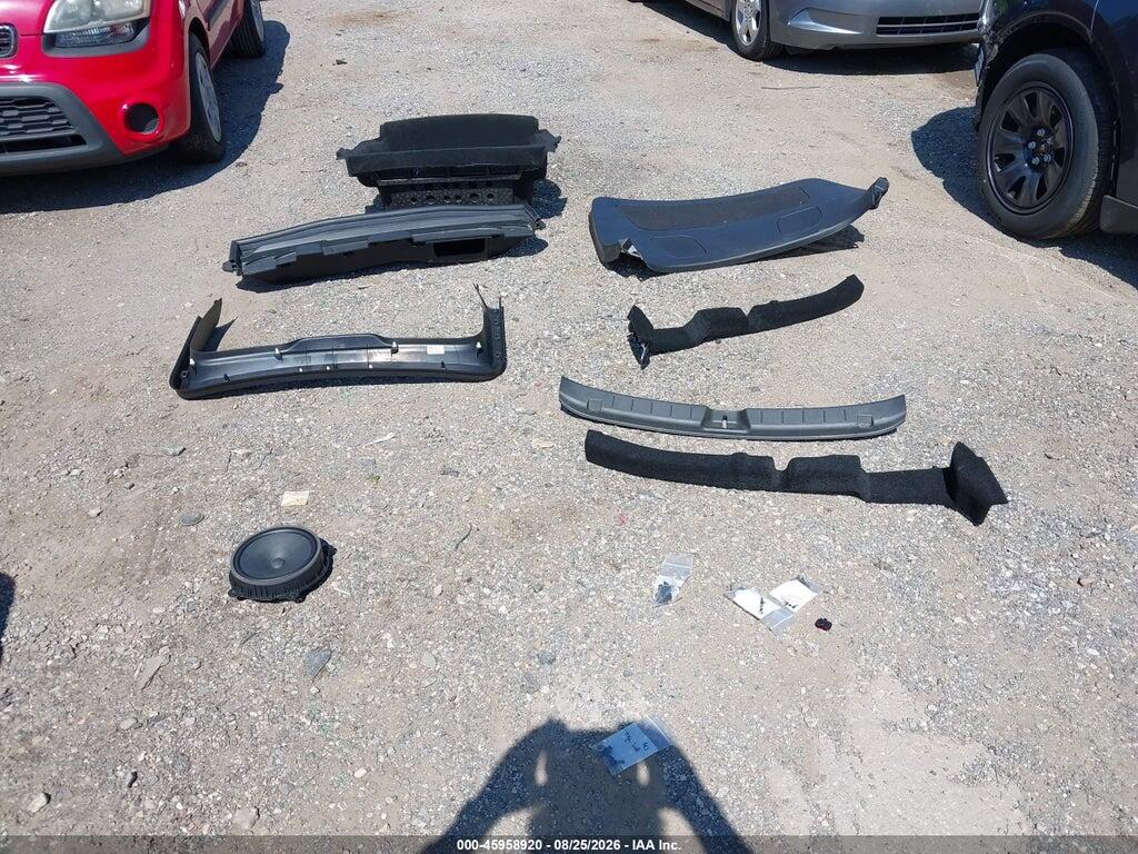 7SAYGDEE4TA636758 2026 TESLA MODEL Y photo no. 11