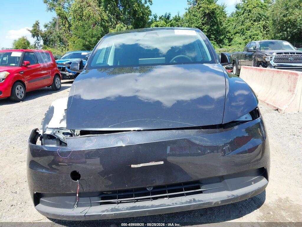 7SAYGDEE4TA636758 2026 TESLA MODEL Y photo no. 12
