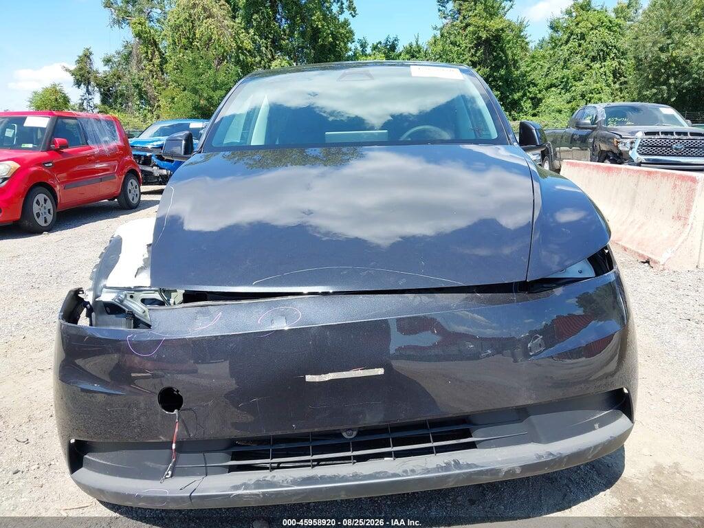 7SAYGDEE4TA636758 2026 TESLA MODEL Y photo no. 6
