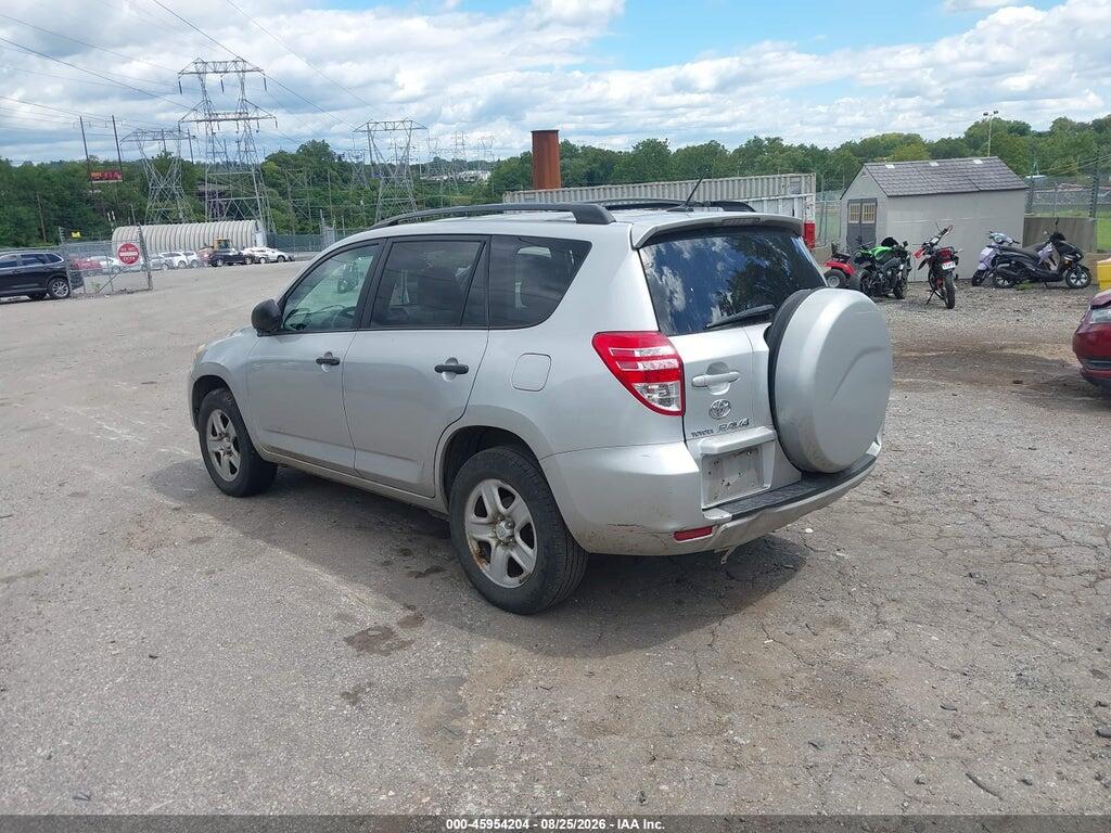 2T3BF4DV7AW079250 2010 TOYOTA RAV4 photo no. 3