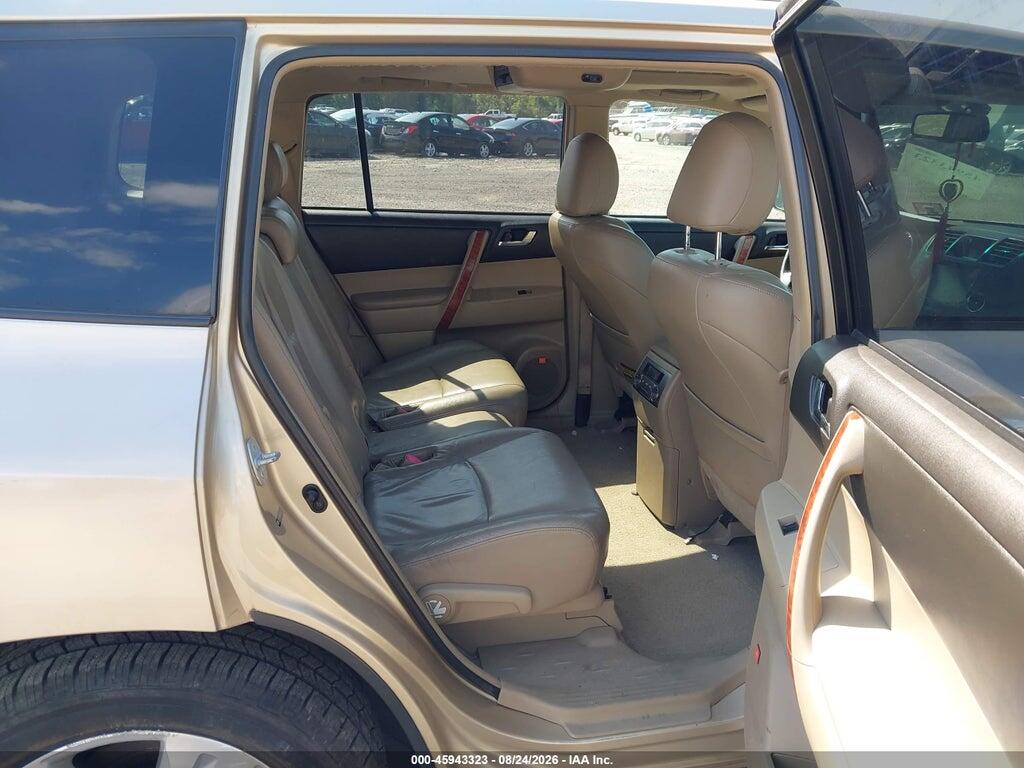 JTEES42A882059502 2008 TOYOTA HIGHLANDER photo no. 8