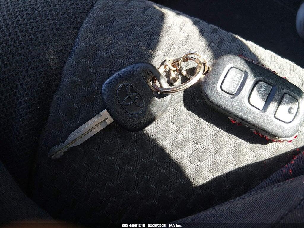 2T1KR32E78C712578 2008 TOYOTA MATRIX photo no. 11