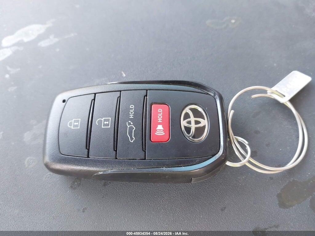 2T36DRBV9TW004060 2026 TOYOTA RAV4 photo no. 11