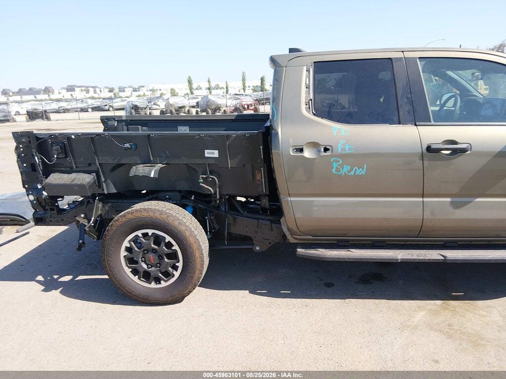 3TMLB5JN8TM295493 2026 TOYOTA TACOMA photo no. 6
