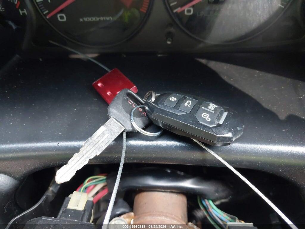 JH4DC2392YS005696 2000 ACURA INTEGRA photo no. 11