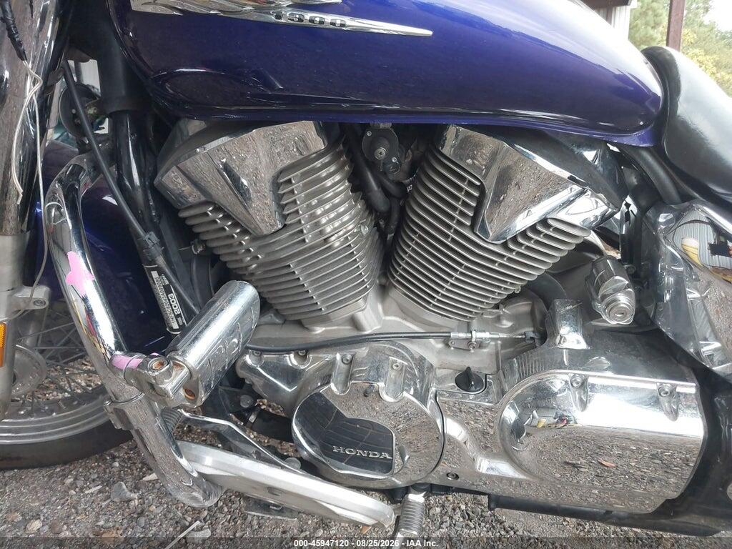 1HFSC52043A009086 2003 HONDA VT1300 photo no. 9
