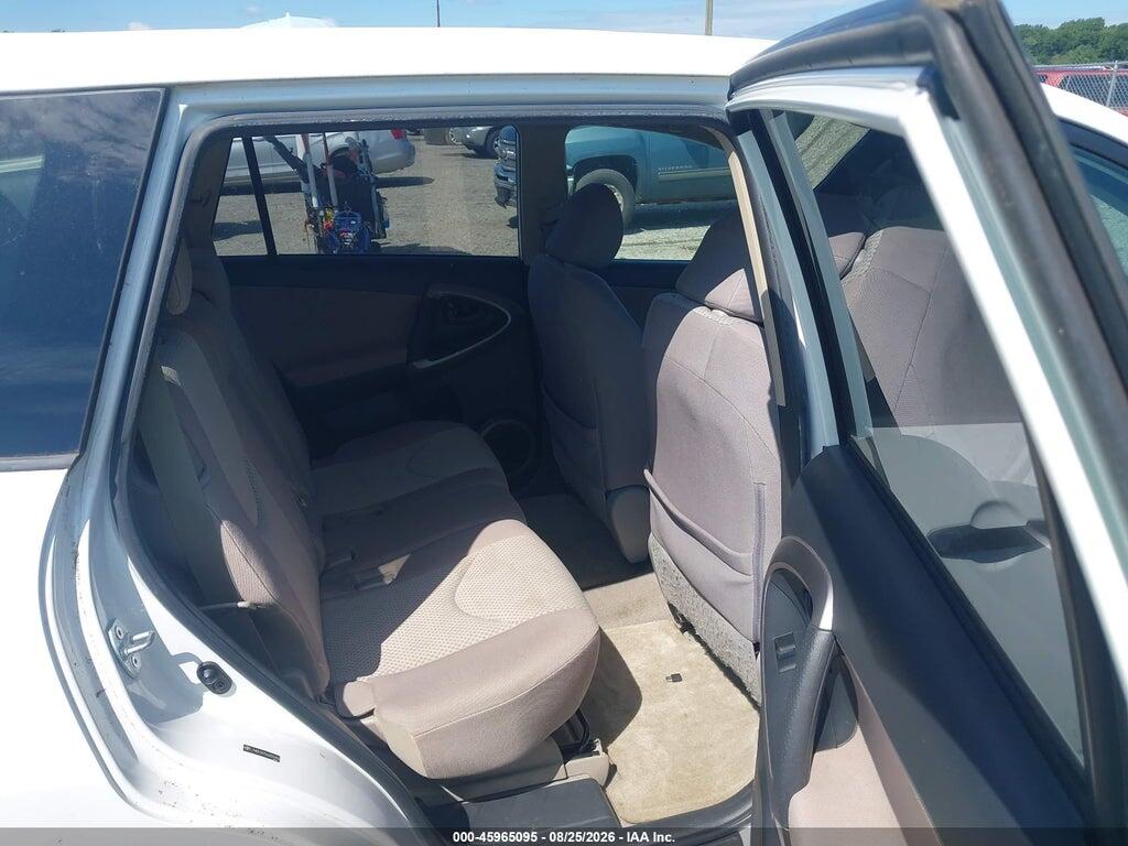 JTMBD33V566009496 2006 TOYOTA RAV4 photo no. 8