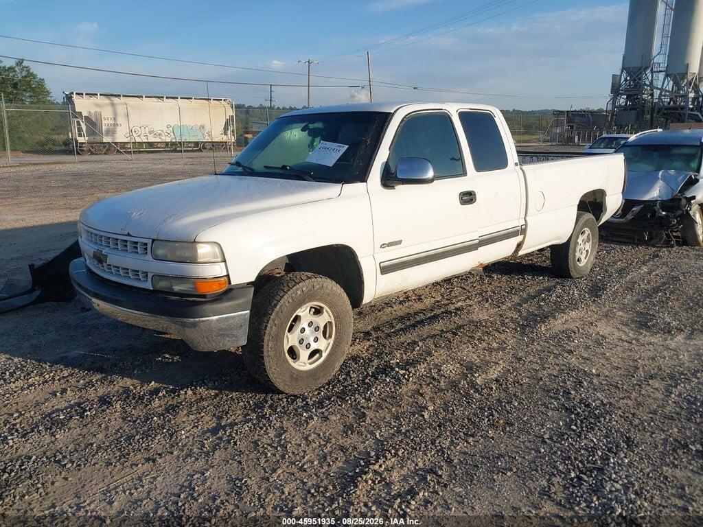 1GCEK19TX1E253270 2001 CHEVROLET SILVERADO 1500 photo no. 2