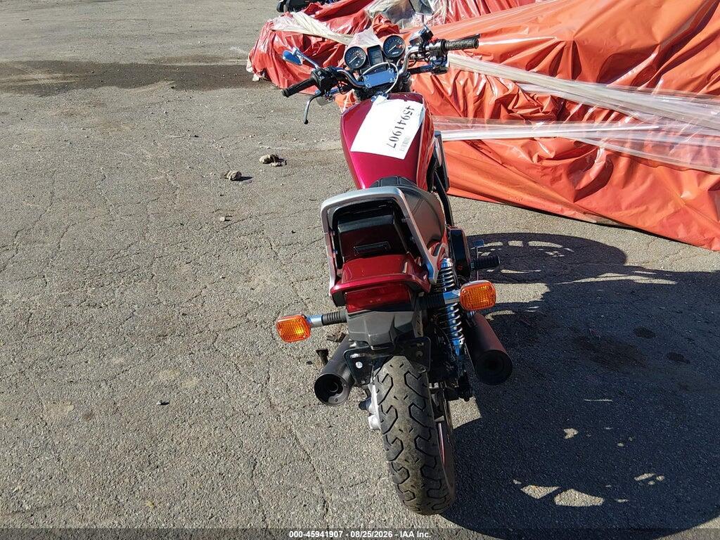 1HFSC1206EA108150 1984 HONDA VF1100 photo no. 6